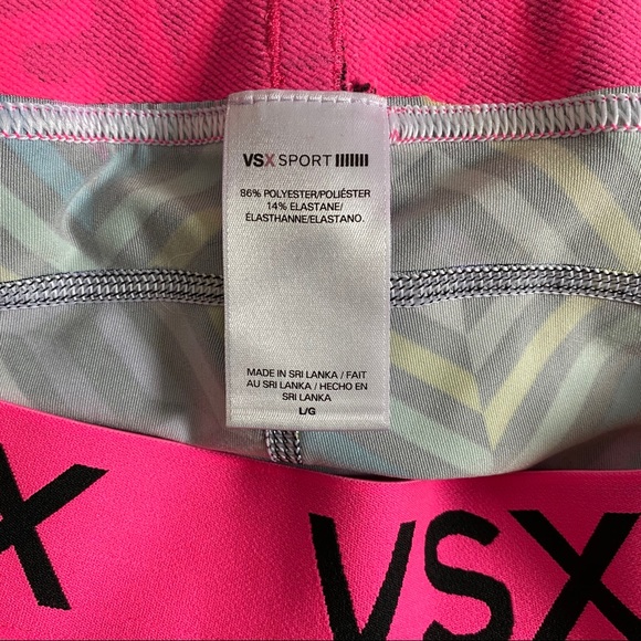 Victoria’s Secret Sport - Geometric Shorts - Picture 2 of 4